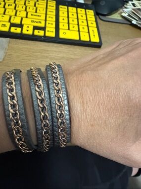 Premier Designs Metallic Gray Wrap Bracelet with Rose-Gold Chain